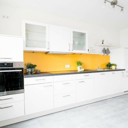 Apartwehr Business&Ferien Apartment Gelb エクステリア 写真