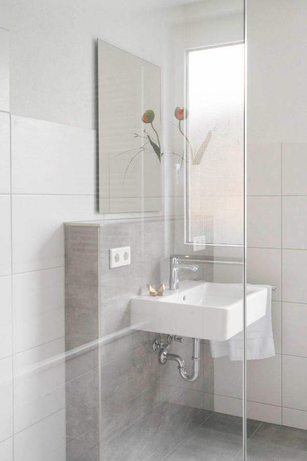 Apartwehr Business&Ferien Apartment Gelb エクステリア 写真